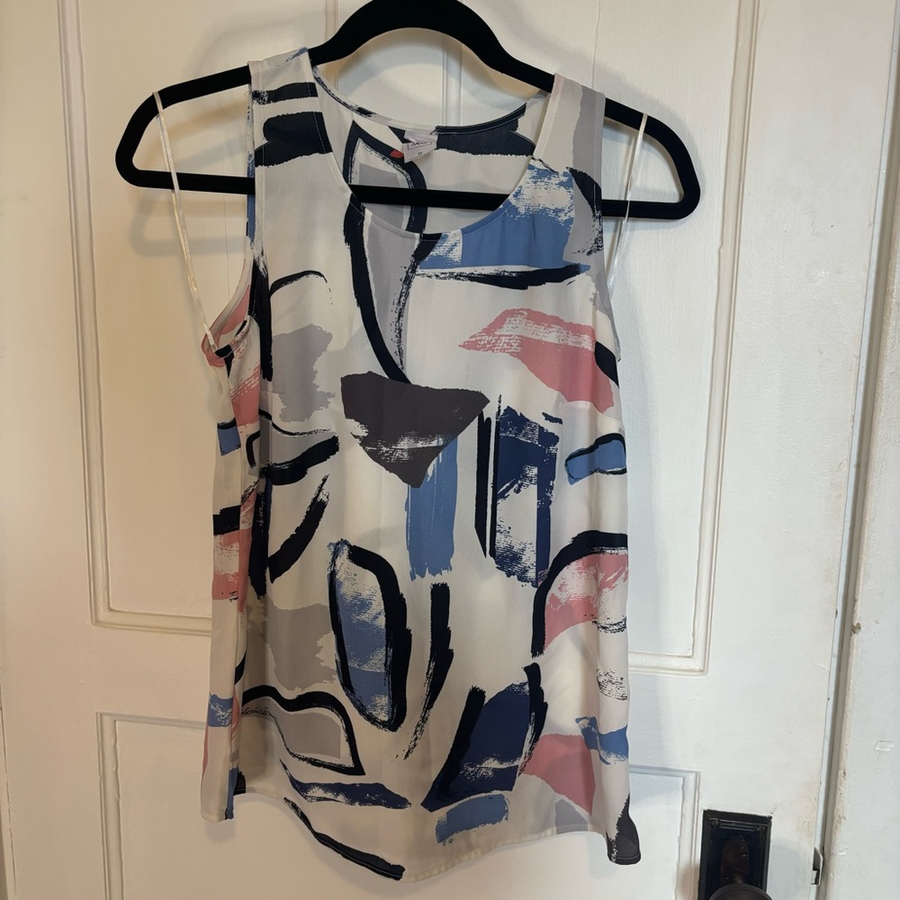 Clothing & CO Blouse Size 8 Sleeveless Abstract Print 100% Poly Top